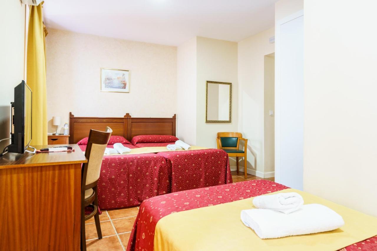 Hotel Carlos V Jerez By Vivere Stays جيريز المظهر الخارجي الصورة