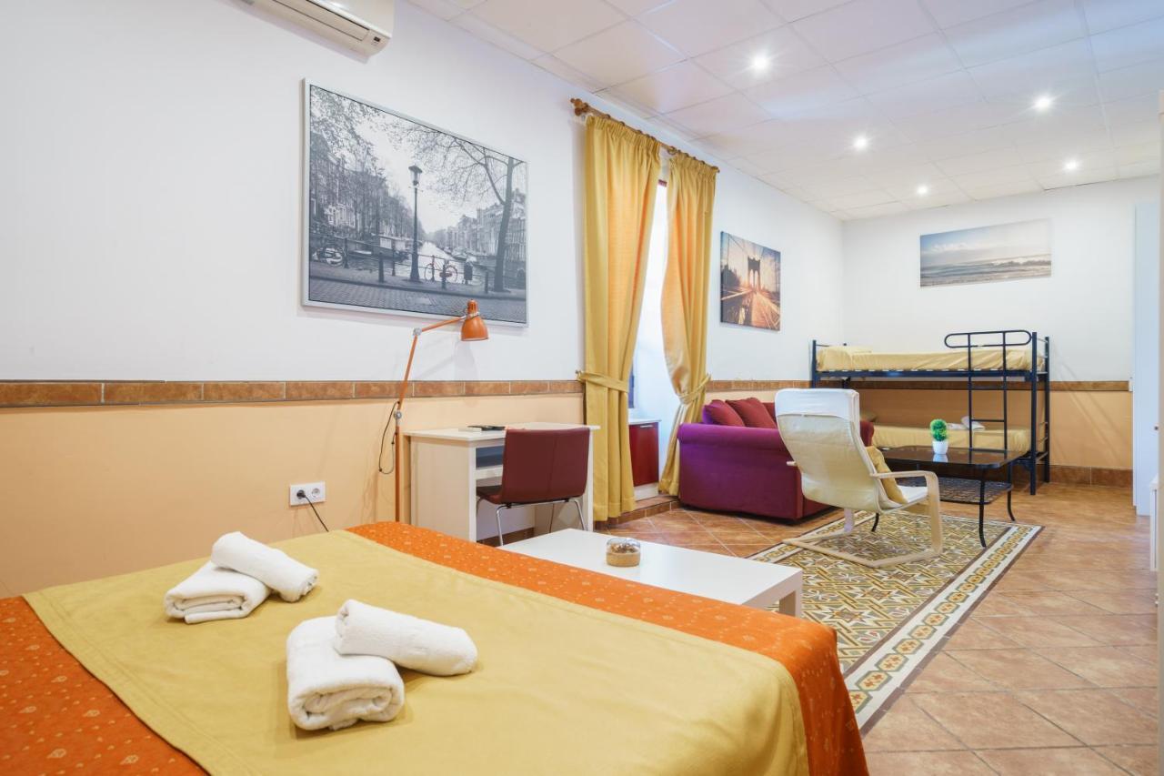 Hotel Carlos V Jerez By Vivere Stays جيريز المظهر الخارجي الصورة
