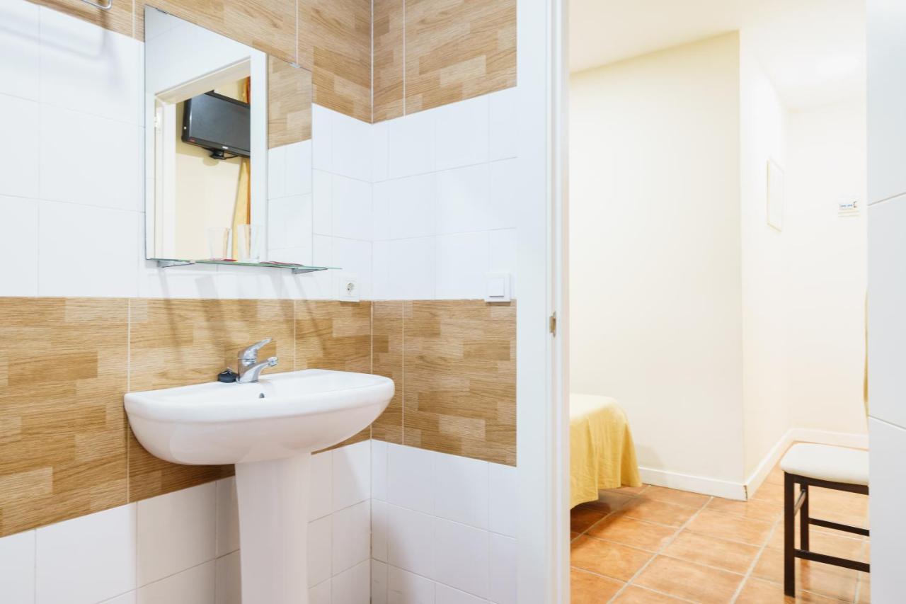 Hotel Carlos V Jerez By Vivere Stays جيريز المظهر الخارجي الصورة