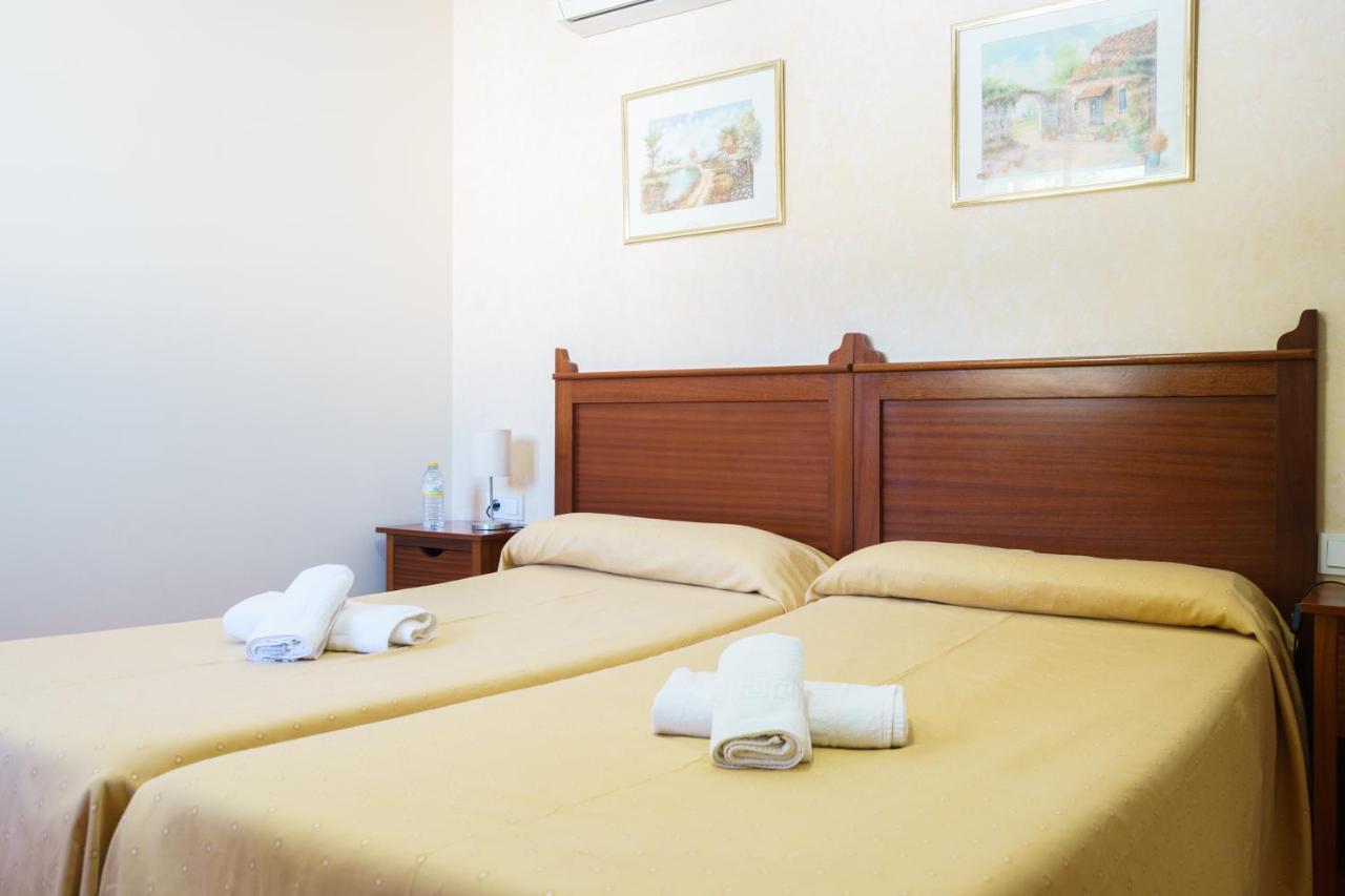 Hotel Carlos V Jerez By Vivere Stays جيريز المظهر الخارجي الصورة