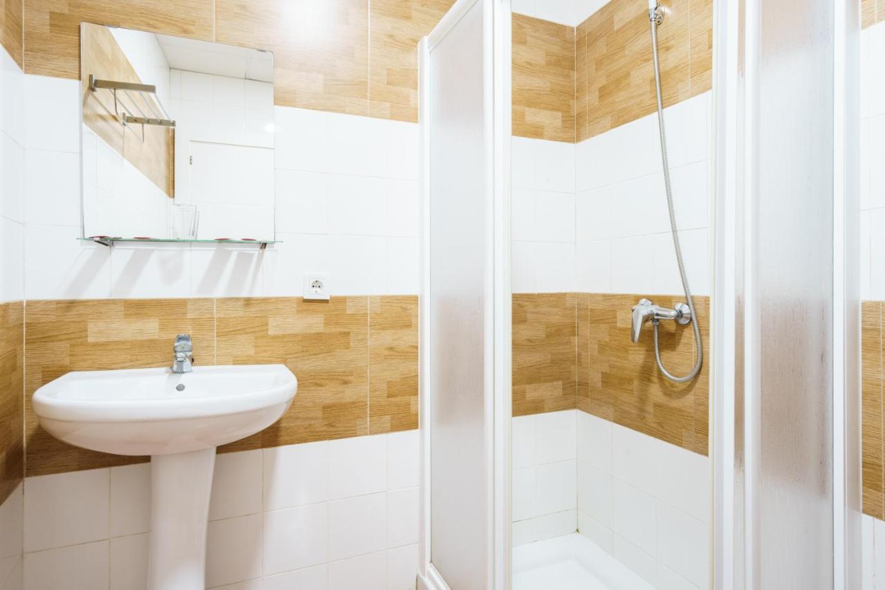 Hotel Carlos V Jerez By Vivere Stays جيريز المظهر الخارجي الصورة