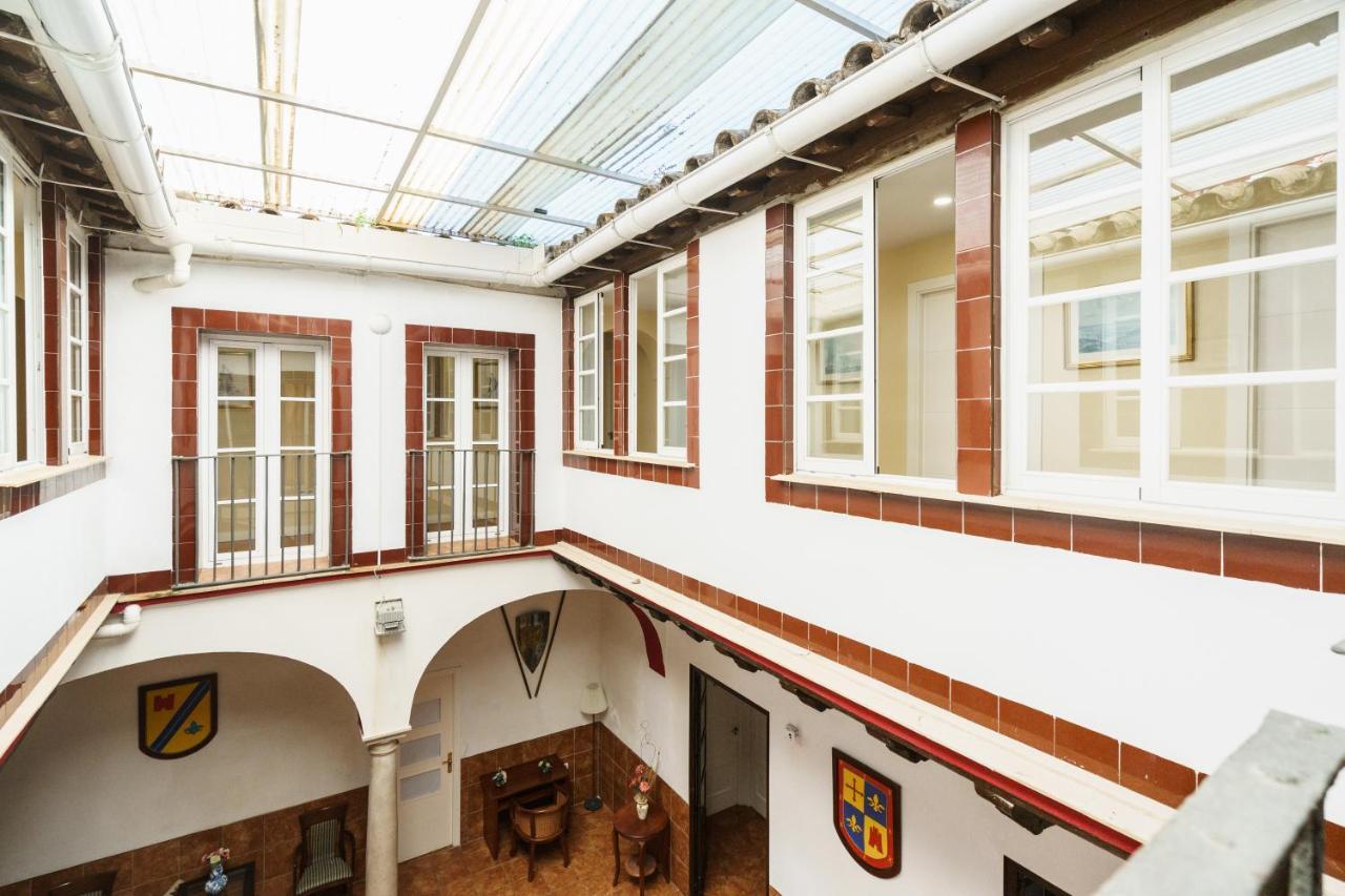Hotel Carlos V Jerez By Vivere Stays جيريز المظهر الخارجي الصورة
