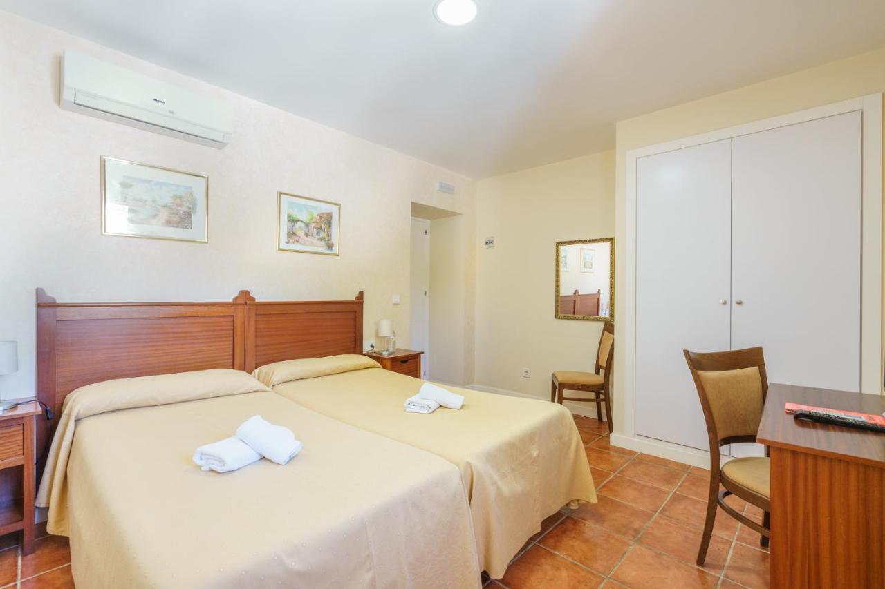 Hotel Carlos V Jerez By Vivere Stays جيريز المظهر الخارجي الصورة
