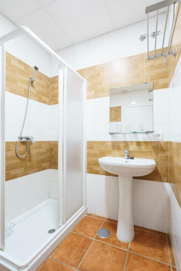 Hotel Carlos V Jerez By Vivere Stays جيريز المظهر الخارجي الصورة