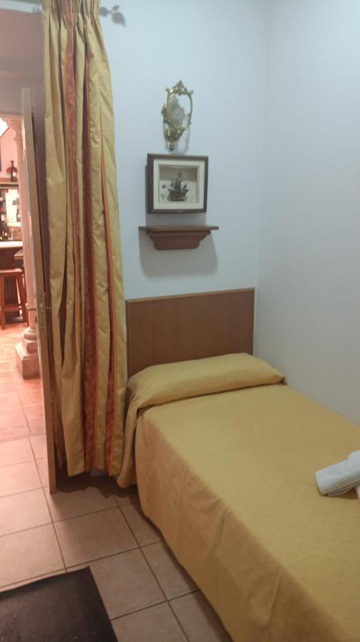 Hotel Carlos V Jerez By Vivere Stays جيريز المظهر الخارجي الصورة